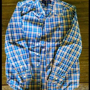 Medium size long sleeve collar button down shirt